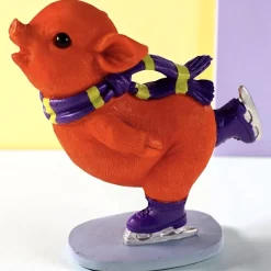 Deko Figur Eisläufer Piggy orange Höhe 18 cm