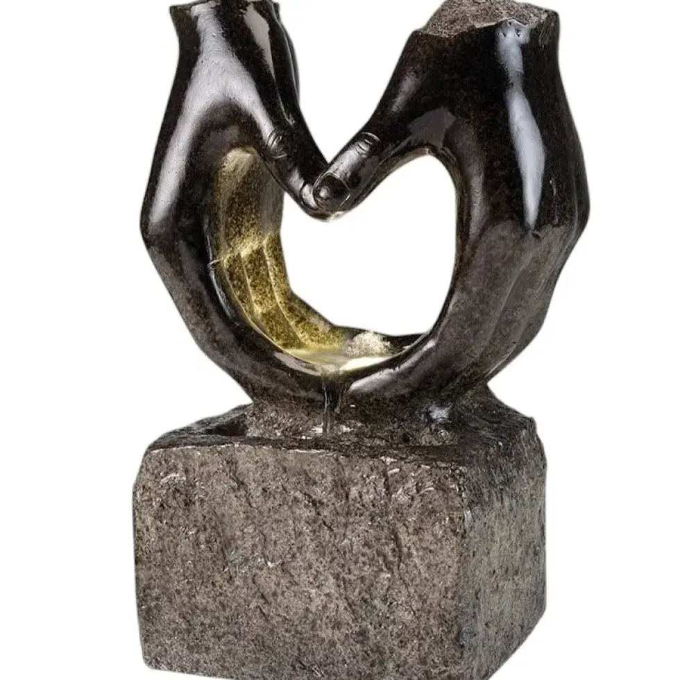 Gartenbrunnen Wasserspiel Herzhand Höhe 53 cm