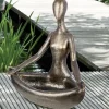 Gartenskulptur Yoga Figur bronze Höhe 48 cm
