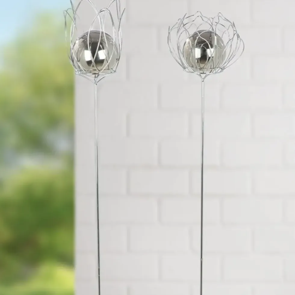 Gartenstecker Blume mit Kugel 2er Set silber Höhe 114 cm