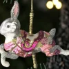 Gift Company Christbaumschmuck Karussell Hase | Edler Glas-Anhänger Rosa / Silber