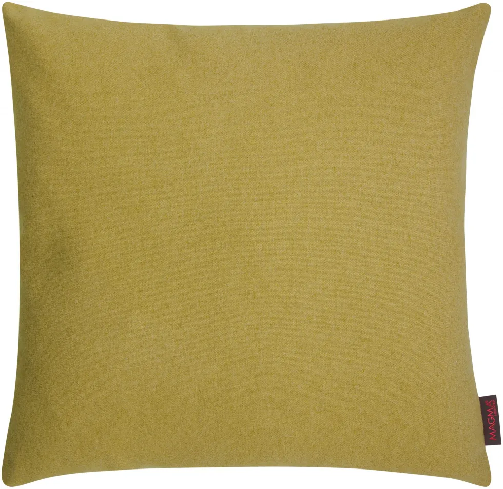 Kissen FELT Magma senf mit Federfüllung 50×50 cm