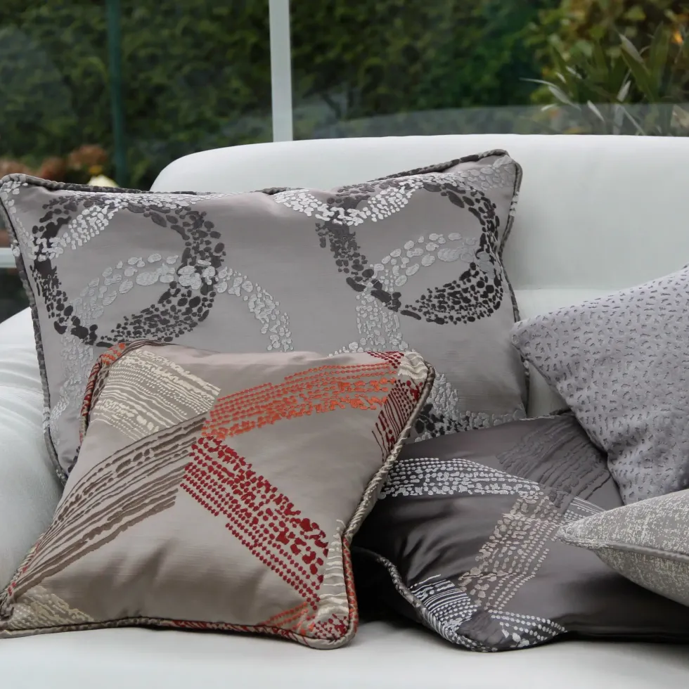 Kissen FOCUS CONNECT mit Keder 40×40 cm