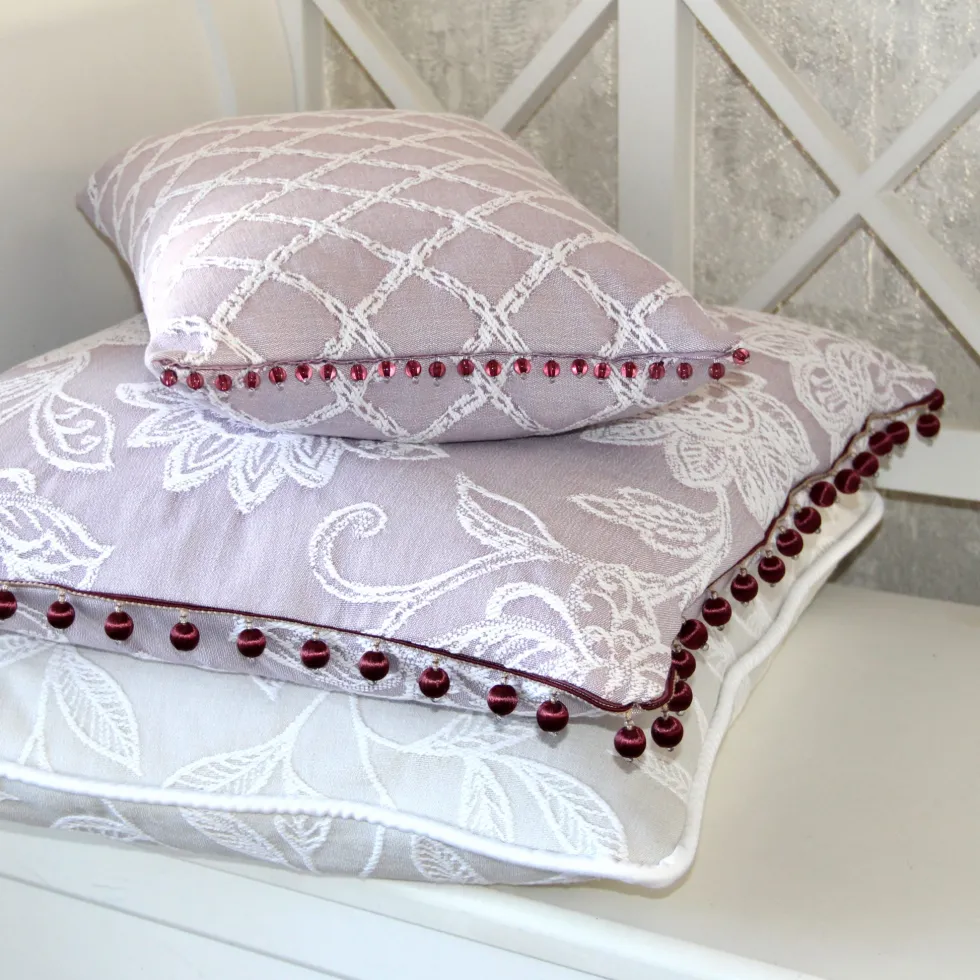 Kissen mit Glasperlenborte 50×50 cm Dorchester Wimborne