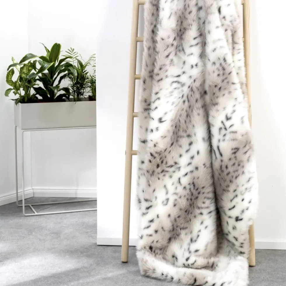 Kuscheldecke Magma Skins Schneeluchs 150×200 cm