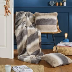 Kuscheldecke Magma SKINS STRIPE 150×200 cm