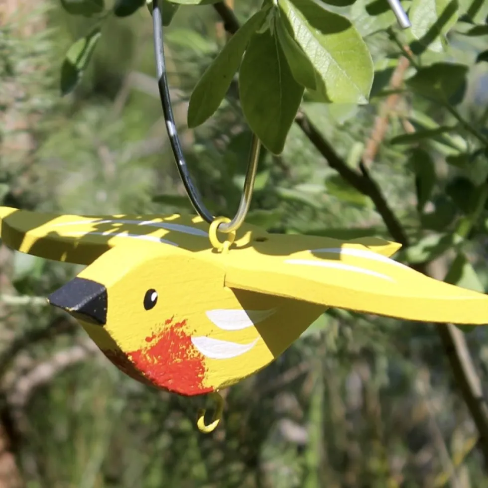 Meisenknödelhalter Futterspender Vögel – verschiedene Farben – Vogelvilla Höhe 9 cm