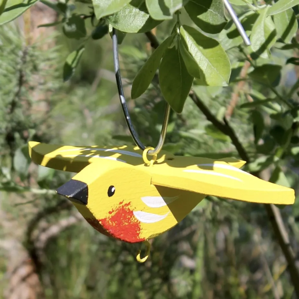 Meisenknödelhalter Futterspender Vögel – verschiedene Farben – Vogelvilla Höhe 9 cm