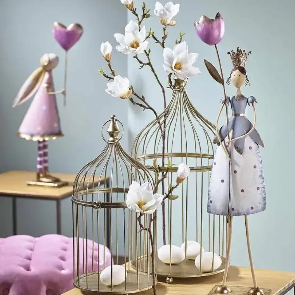 Metallfigur Mädchen SUSI mit Blume Höhe 82 cm