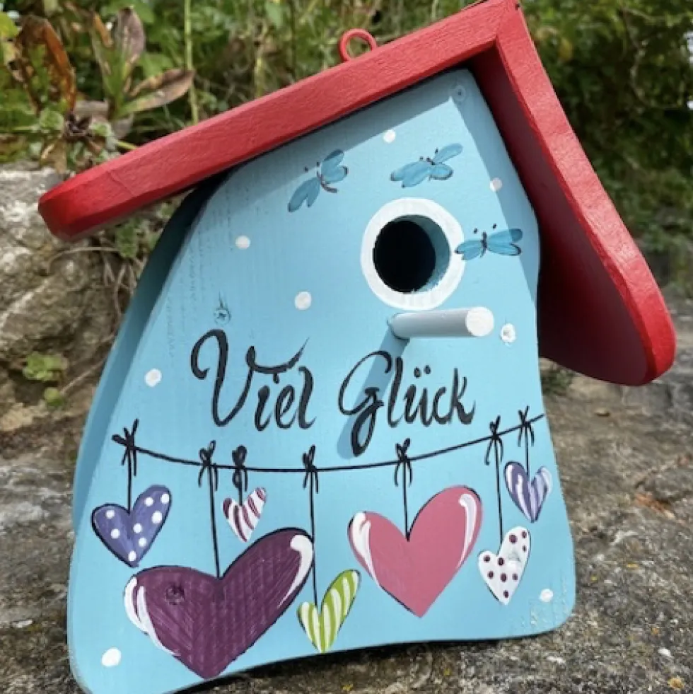 Nistkasten Viel Glück verschiedene Farben Vogelvilla Höhe 23 cm
