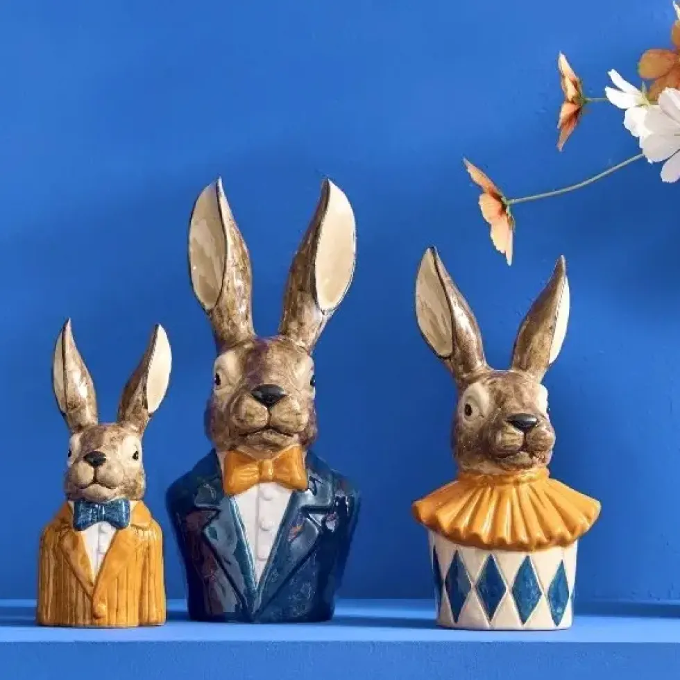 Osterdeko Hasenbüste im Anzug Werner Voß Höhe 25 cm