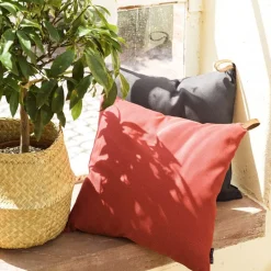 Outdoor Kissen Magma Korfu terracotta 50×50 cm