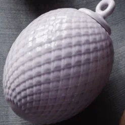 Porzellan Deko Osterei Lyngby Rhombe lavendel Höhe 7 cm