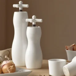 Porzellan Pfeffer und Salzmühle weiß Asa