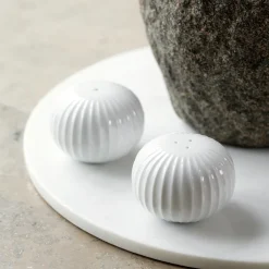 Salz und Pfefferstreuer weiß Kähler 2er Set HAMMERSHOI H 4 cm